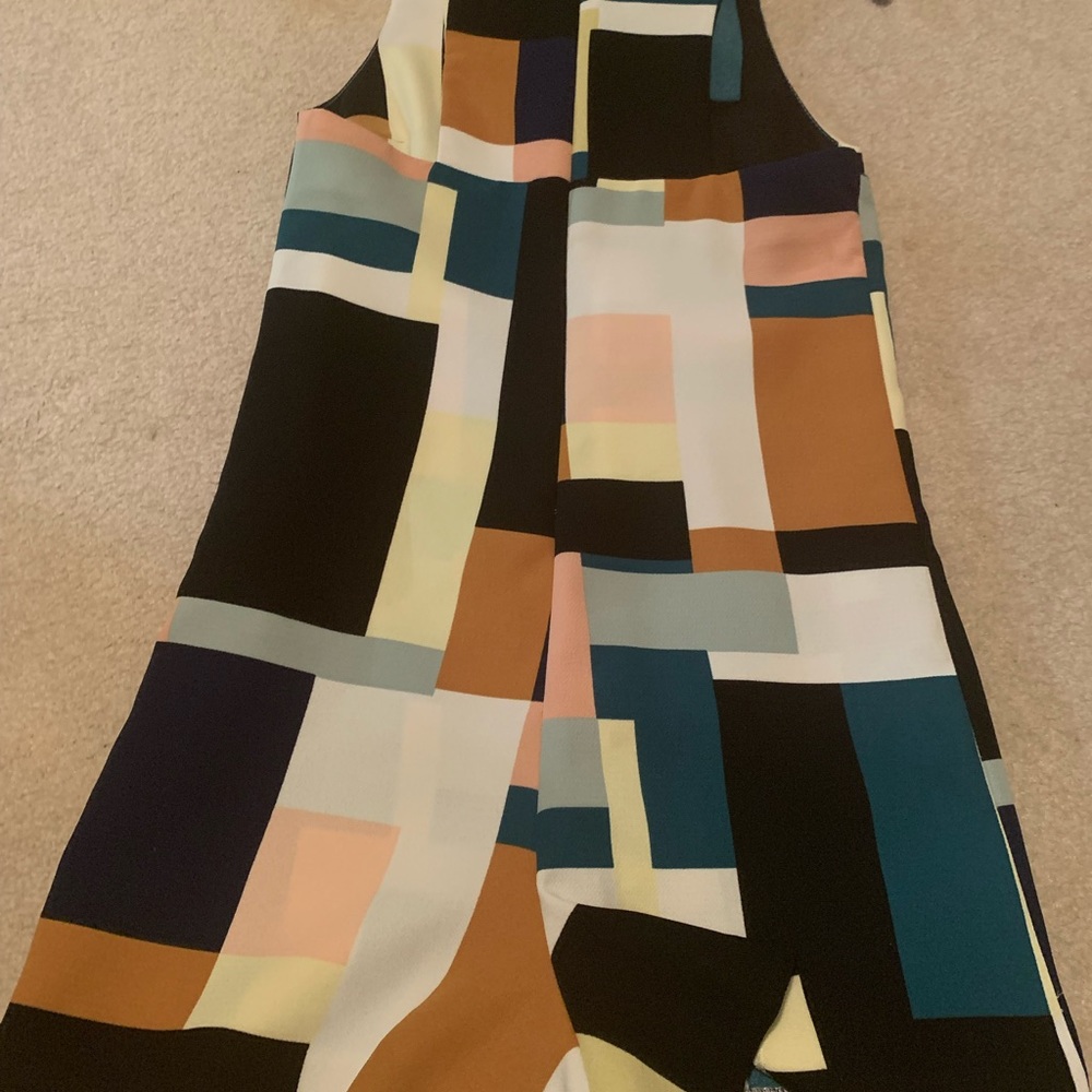 Multi colored dress/shorts - Picture 2 of 2